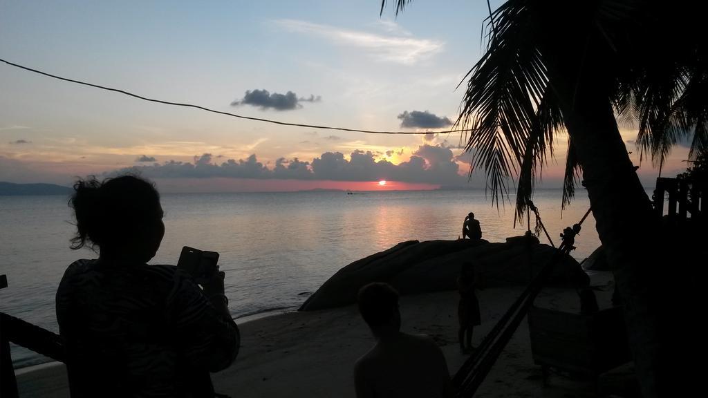 Hotel Rung Phangan Baan Tai Exteriör bild